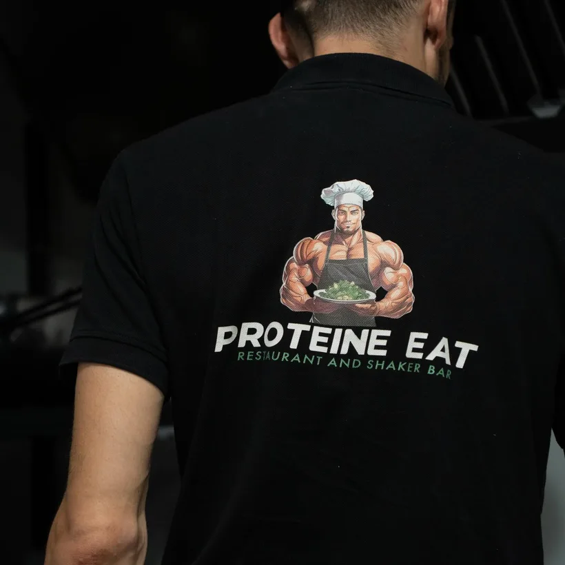 L'équipe Protéine Eat dans son restaurant à Toulouse